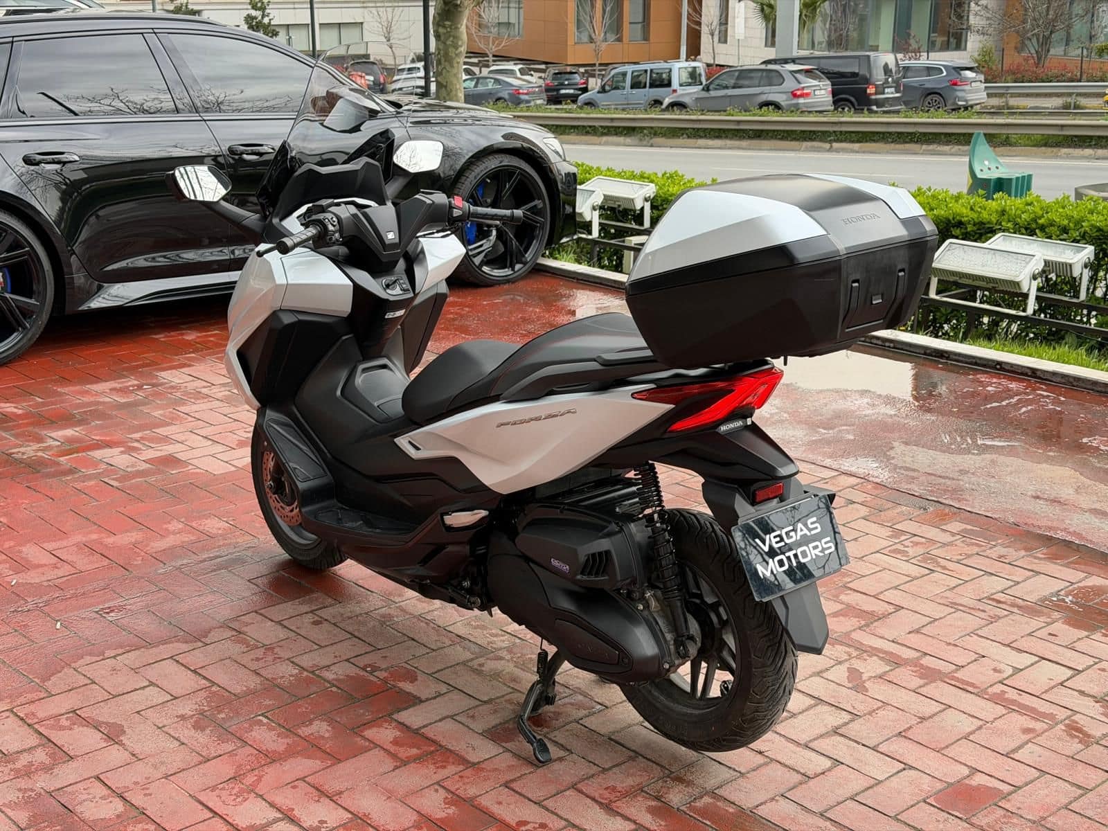 Honda Forza 250 (NSS250)
