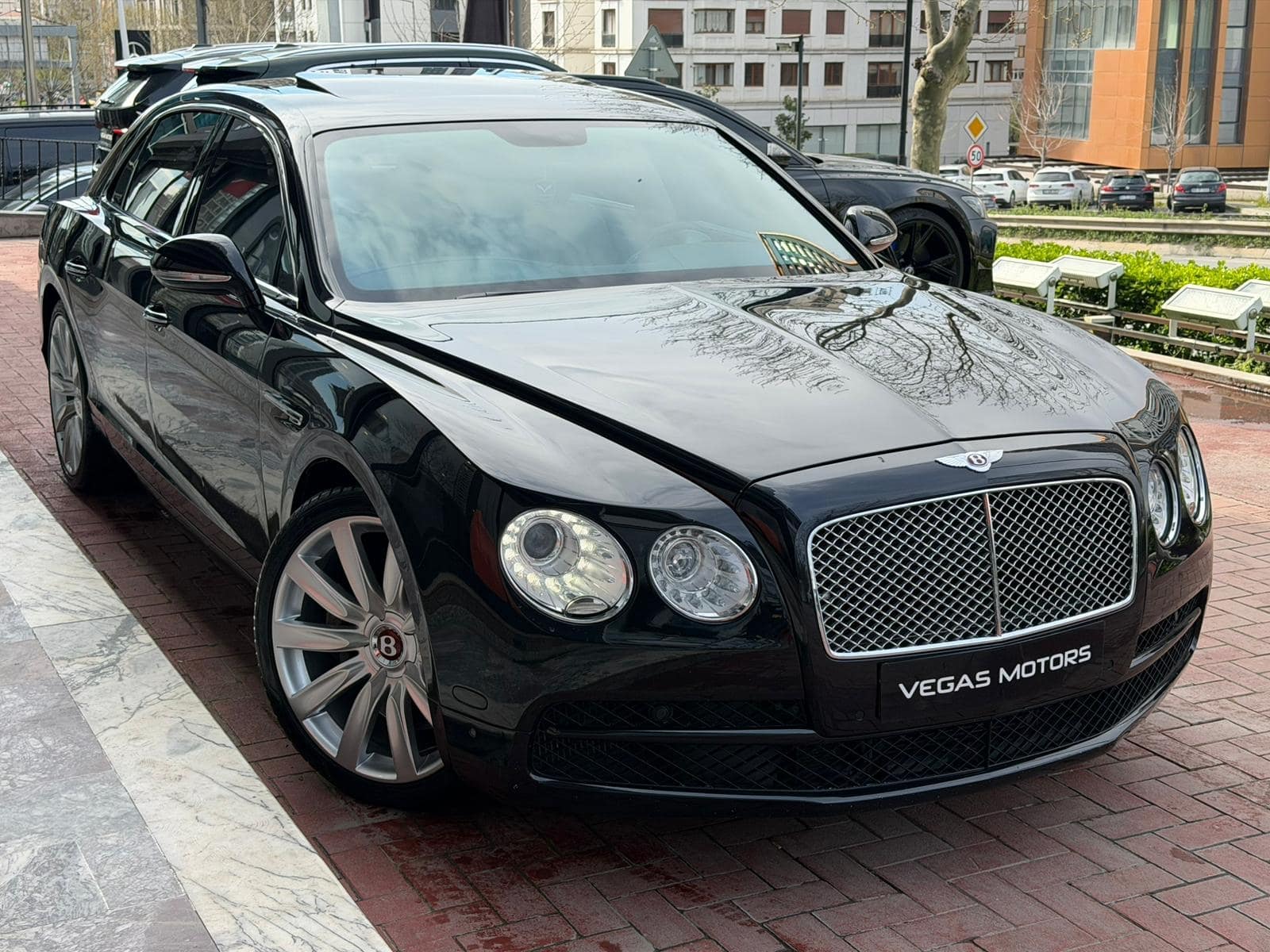 Bentley Flying Spur 4.0