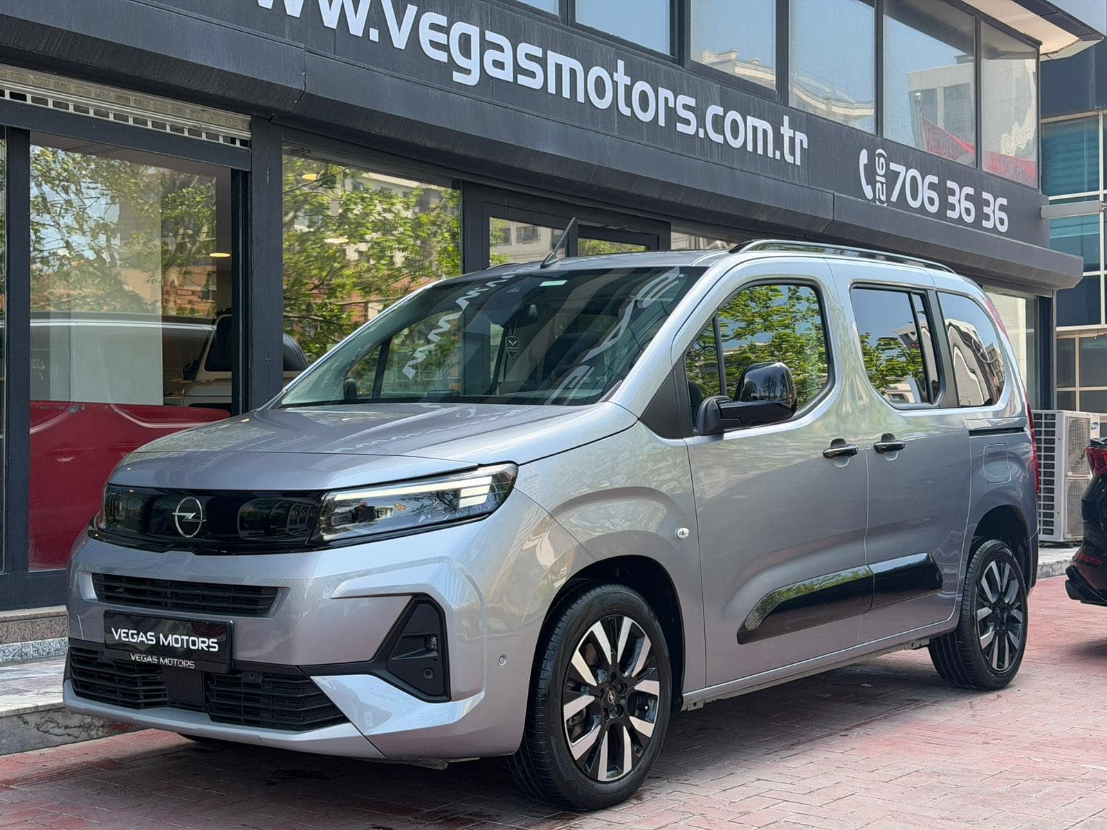 Opel Combo 1.5 D Ultimate