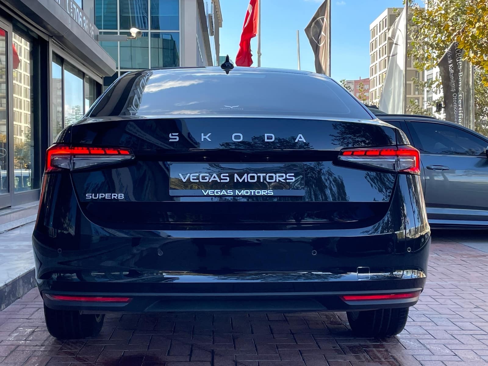 Skoda Superb 1.5 TSI Hybrid Prestige