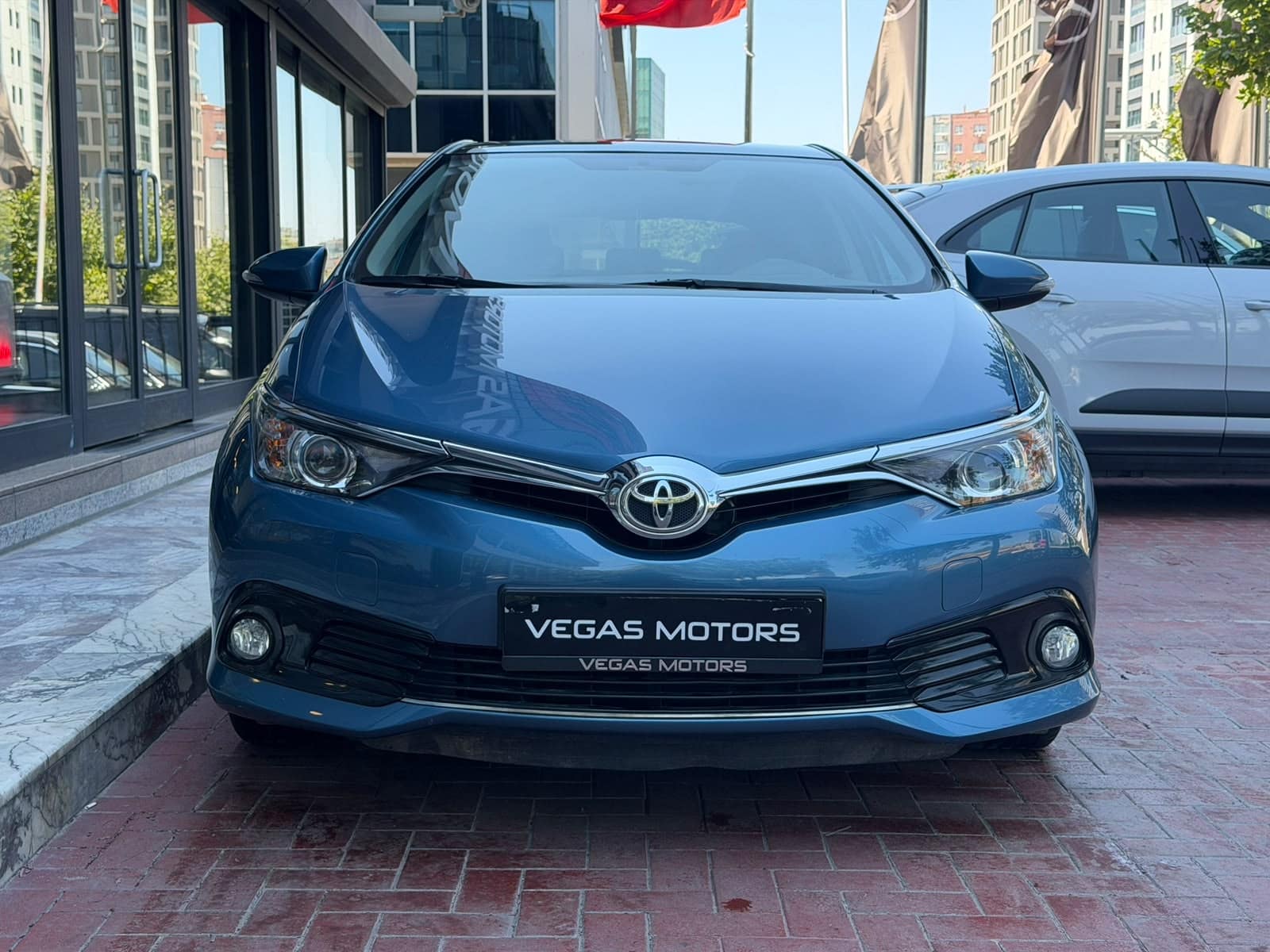 Toyota Auris 1.6 Active Skypack